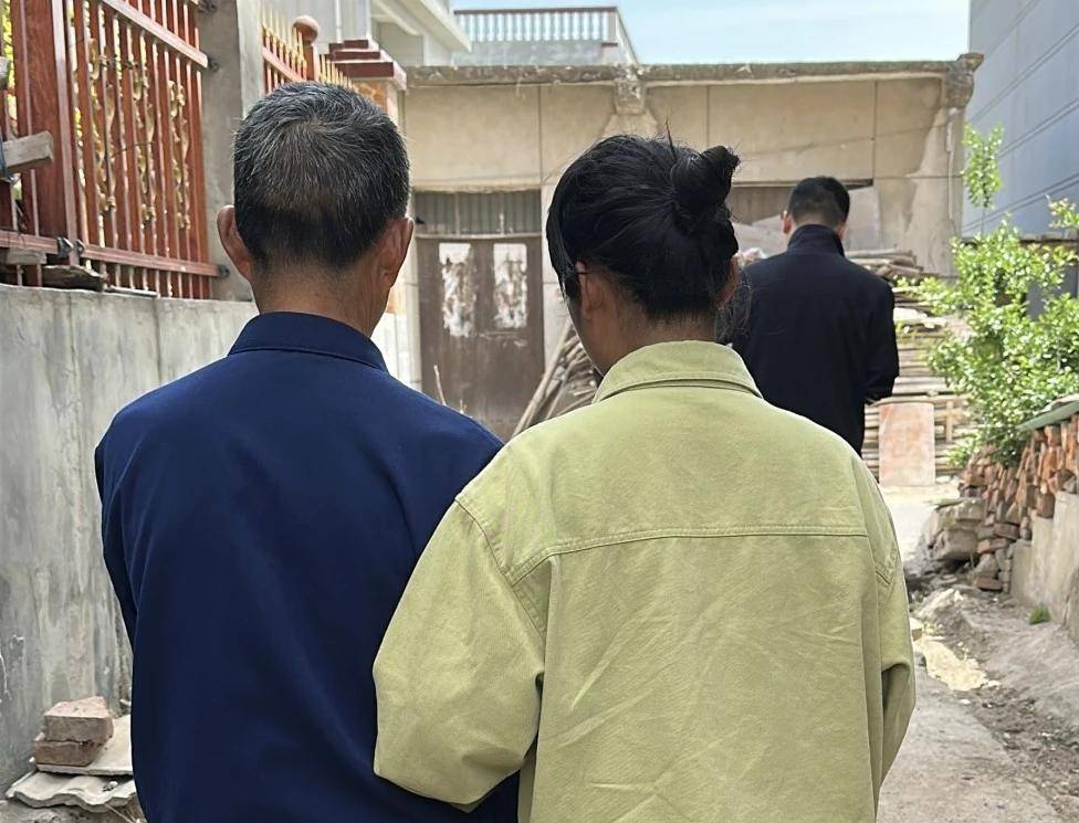 皇冠信用盘账号注册
_女孩跟男友外出打工失踪皇冠信用盘账号注册
，15年后被找到已育两子 父亲：她当年流浪到河南，不知回家的路