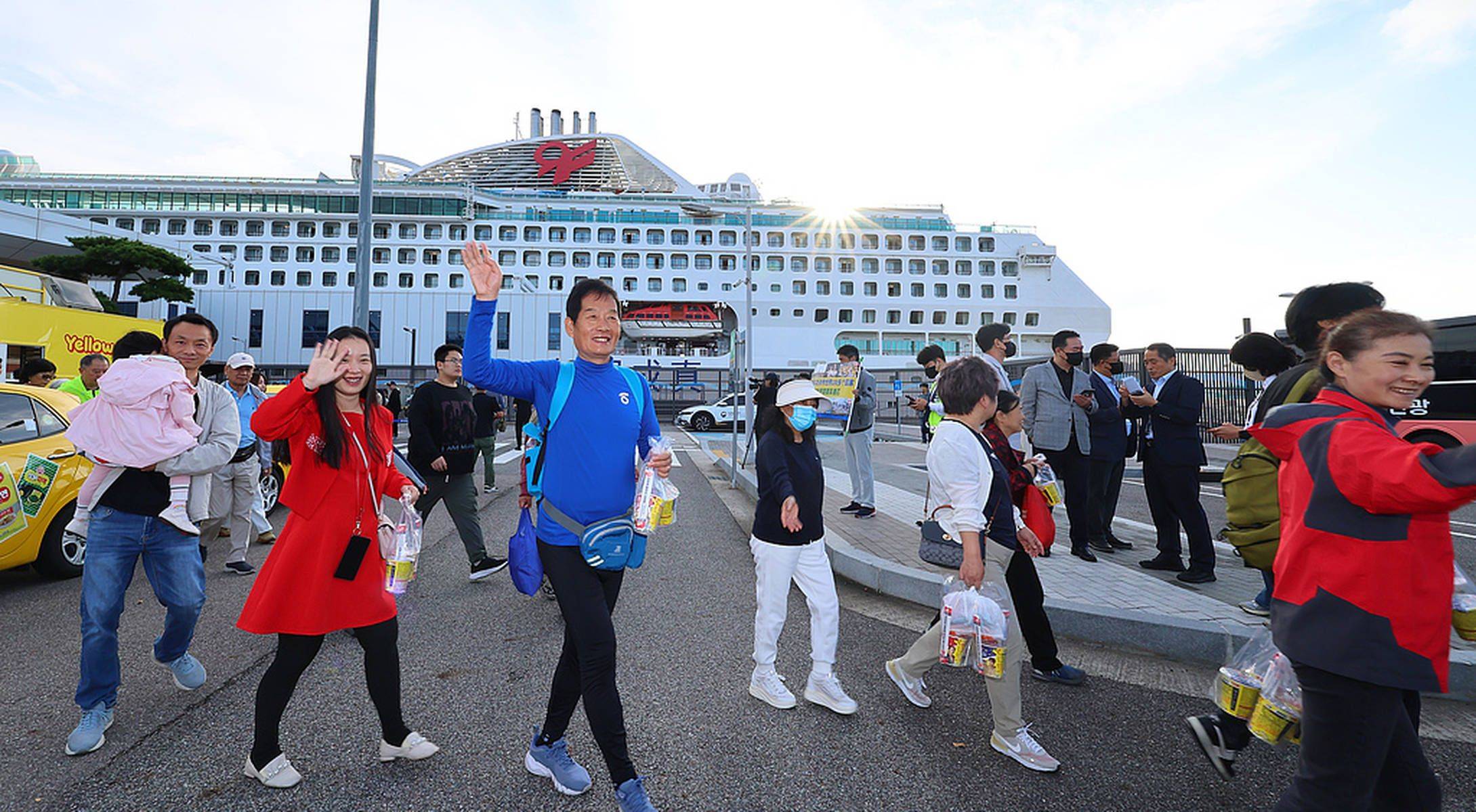 皇冠信用網申请条件_国庆中秋期间皇冠信用網申请条件，韩国惊现有组织的反华示威，谁在刻意恶心中国人？