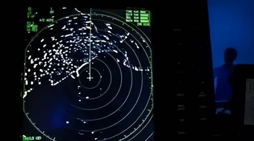 世界杯信用网开户_近日曝光！中国用一辆吉普车虚拟10万吨航母世界杯信用网开户，南海戏耍美军侦察机