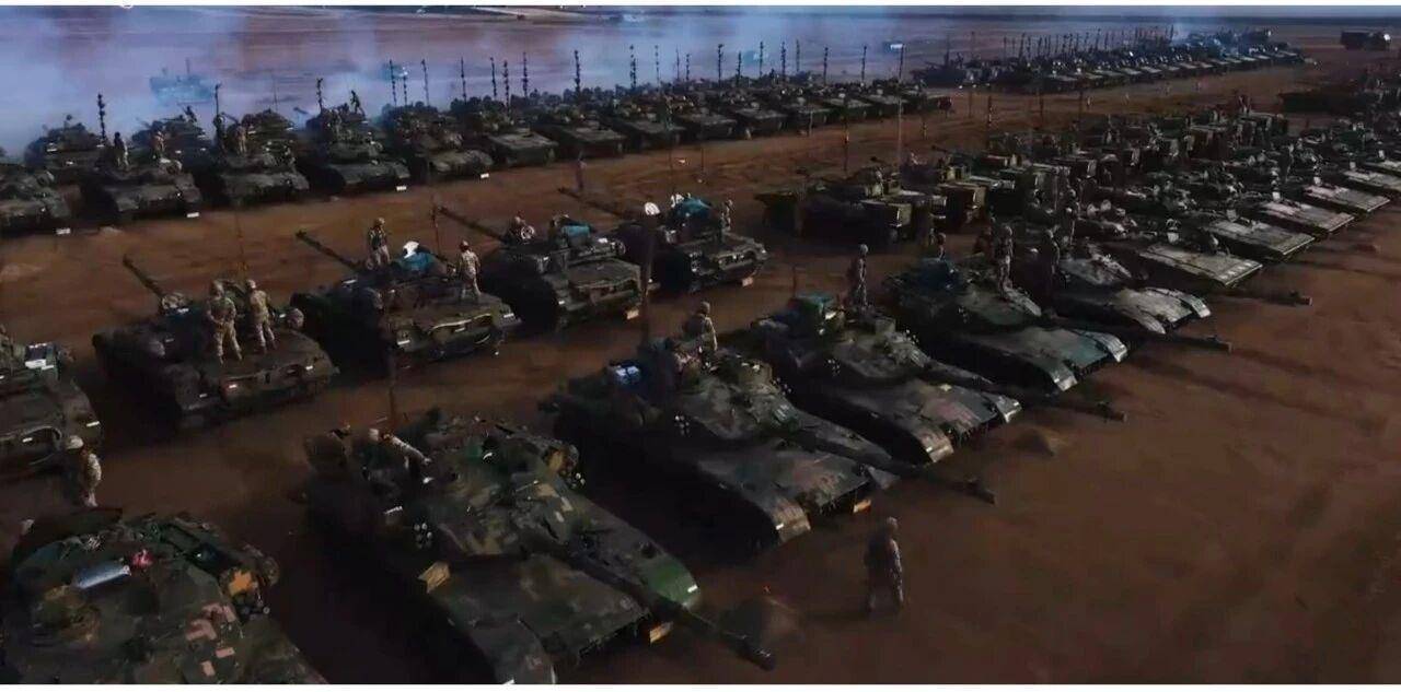 首尔叁星迅雷 vs 安阳正官庄 RB
_大场面！机器狗、无人机开路首尔叁星迅雷 vs 安阳正官庄 RB
，实兵对抗演练画面公布