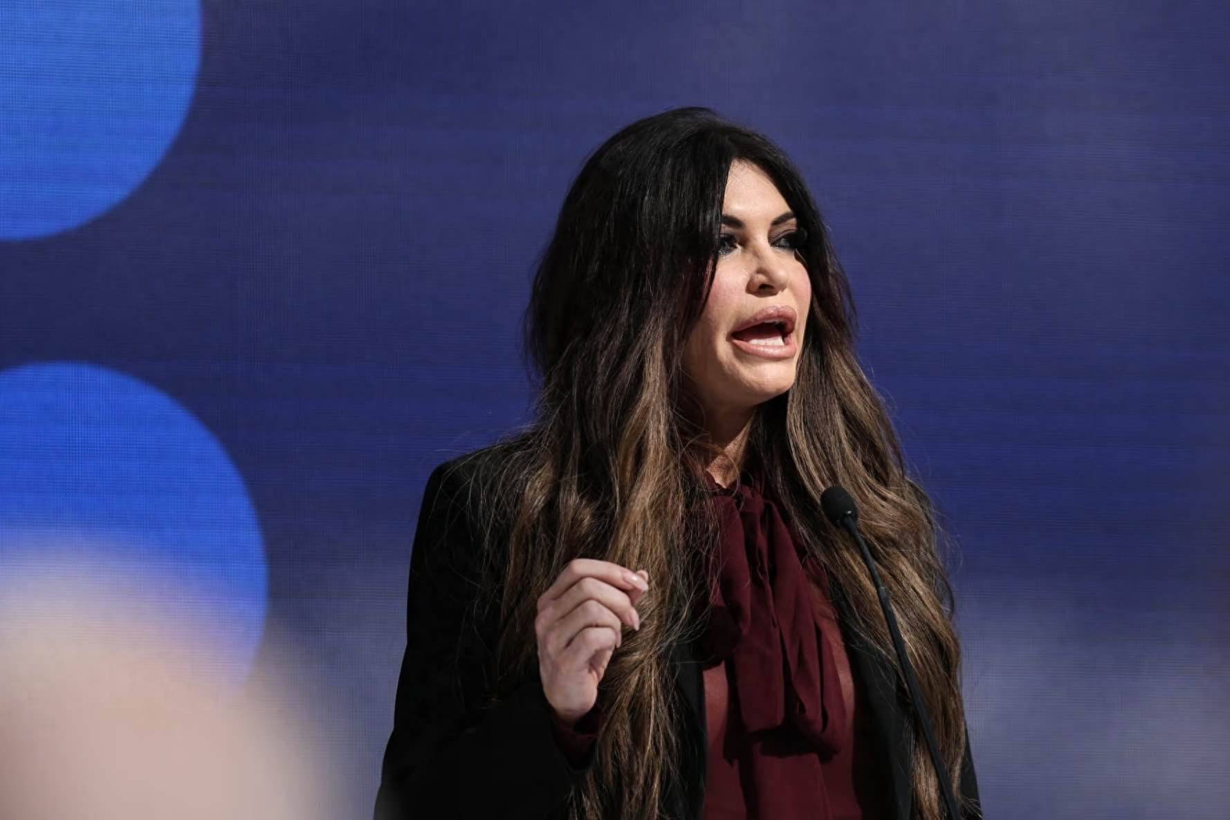 皇冠信用盘在线开户
_美国大使给中方发来通牒皇冠信用盘在线开户
，要求交出港口！美媒发现：中国采购美国大豆陷入停滞