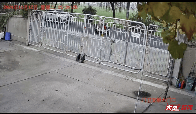 皇冠信用盘怎么弄_陕西兴平56岁女教师骑电动车“撞树枝”身亡皇冠信用盘怎么弄，交警判定担主责，家属提出诸多质疑，多方回应