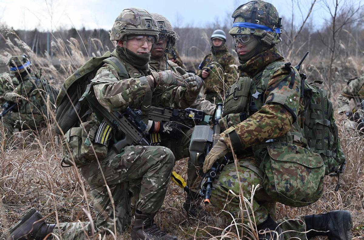 皇冠信用网登3代理注册_中日关系剑拔弩张之际皇冠信用网登3代理注册，英国不远千里为日本拱火，与自卫队演练联合夺岛！