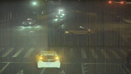 电竞足球-42H GG联赛(2 × 4分钟)_连摔6次电竞足球-42H GG联赛(2 × 4分钟)，抢救无效身亡！广东交警：将严查