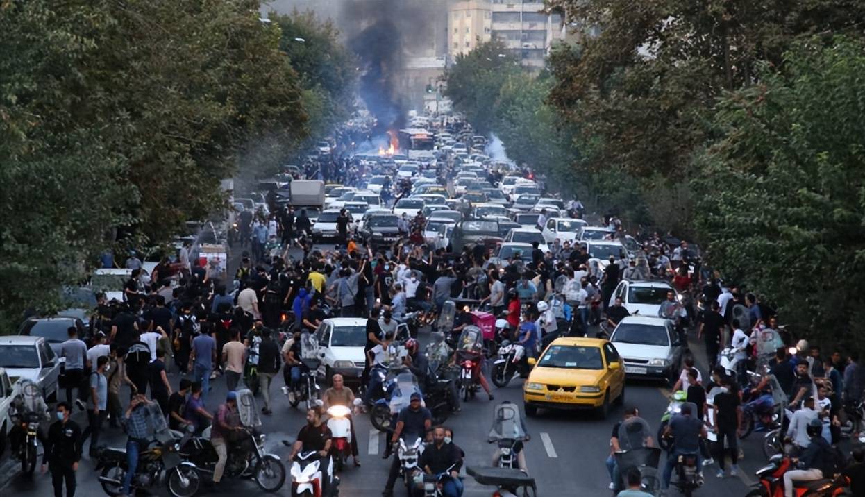 中央海岸水手学院vs西悉尼流浪者(青年)_伊朗内部乱了！美国以色列公开支持伊朗人上街中央海岸水手学院vs西悉尼流浪者(青年)，哈梅内伊被催下台，巴列维想回归