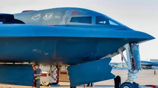 新2备用网址_美媒：中国轰-20项目进展缓慢新2备用网址，应该和俄罗斯搞“联合研发”