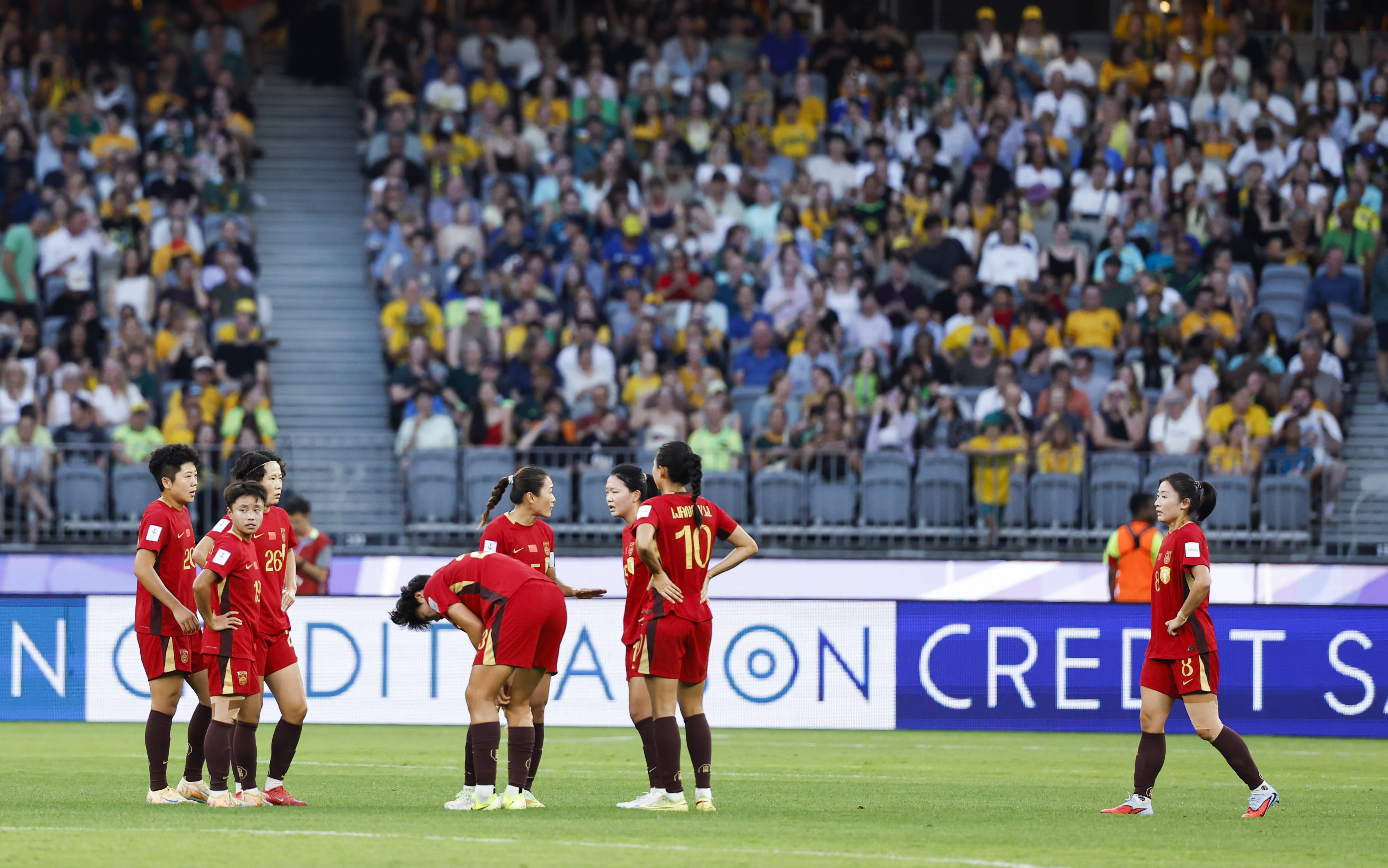 皇冠信用盘正网_亚洲杯-富德科尔建功张琳艳点射 中国女足1-2澳大利亚无缘决赛